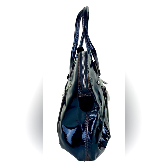 SALVATORE FERRAGAMO TOTE BAG IN BLACK PATENT LEATHER - Picture 4 of 10